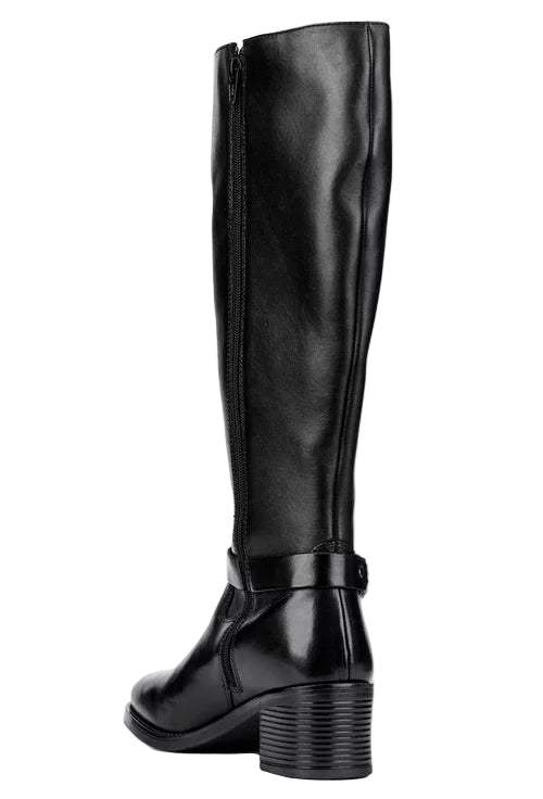 LEDER STIEFEL MIT METALL SCHLIESSE