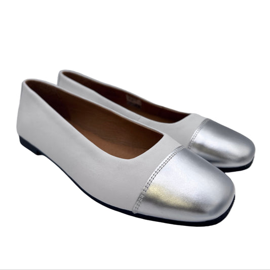 BALLERINAS WEISS MIT KONTRASTKAPPE