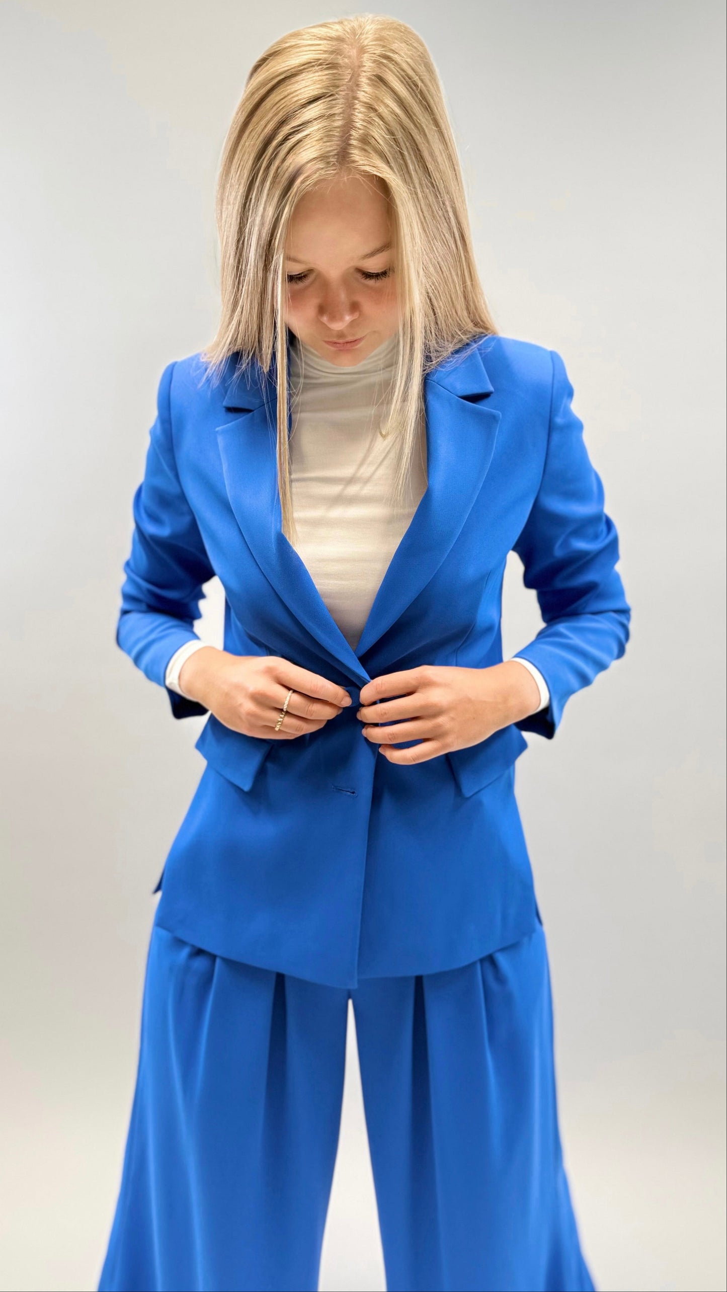 BLAZER STRAIGHT MIT SCHLITZEN