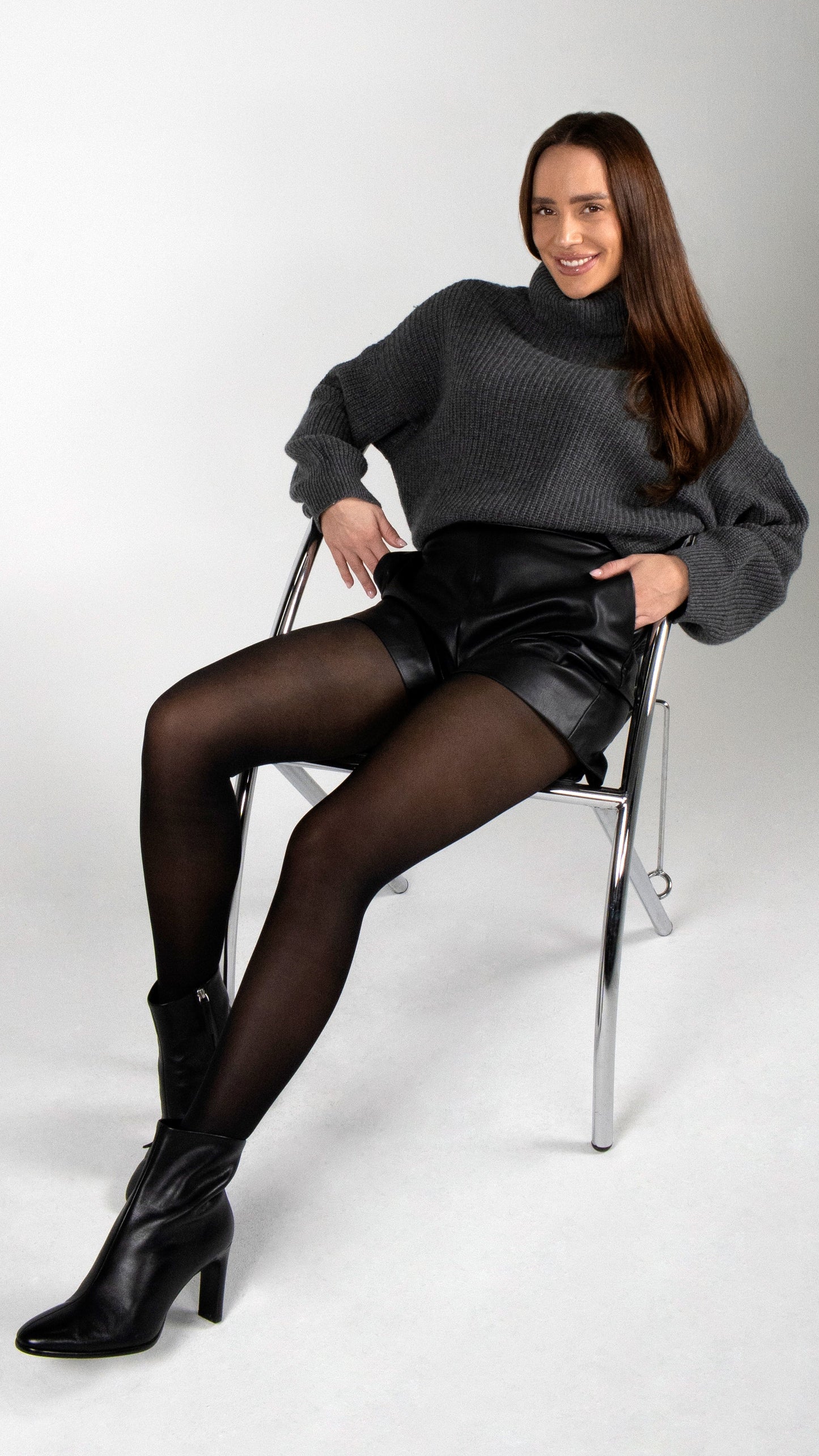 ROLLKRAGEN PULLOVER MIT CASHMERE