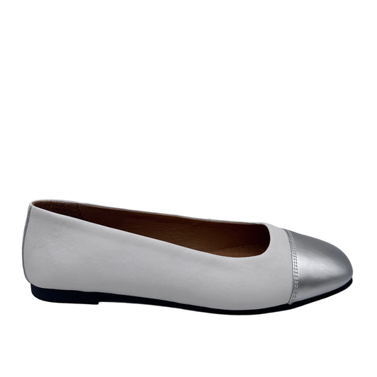 BALLERINAS WEISS MIT KONTRASTKAPPE