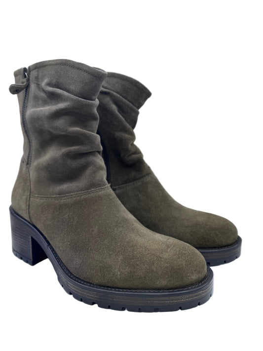 STIEFELETTE MIT REISSVERSCHLUSS