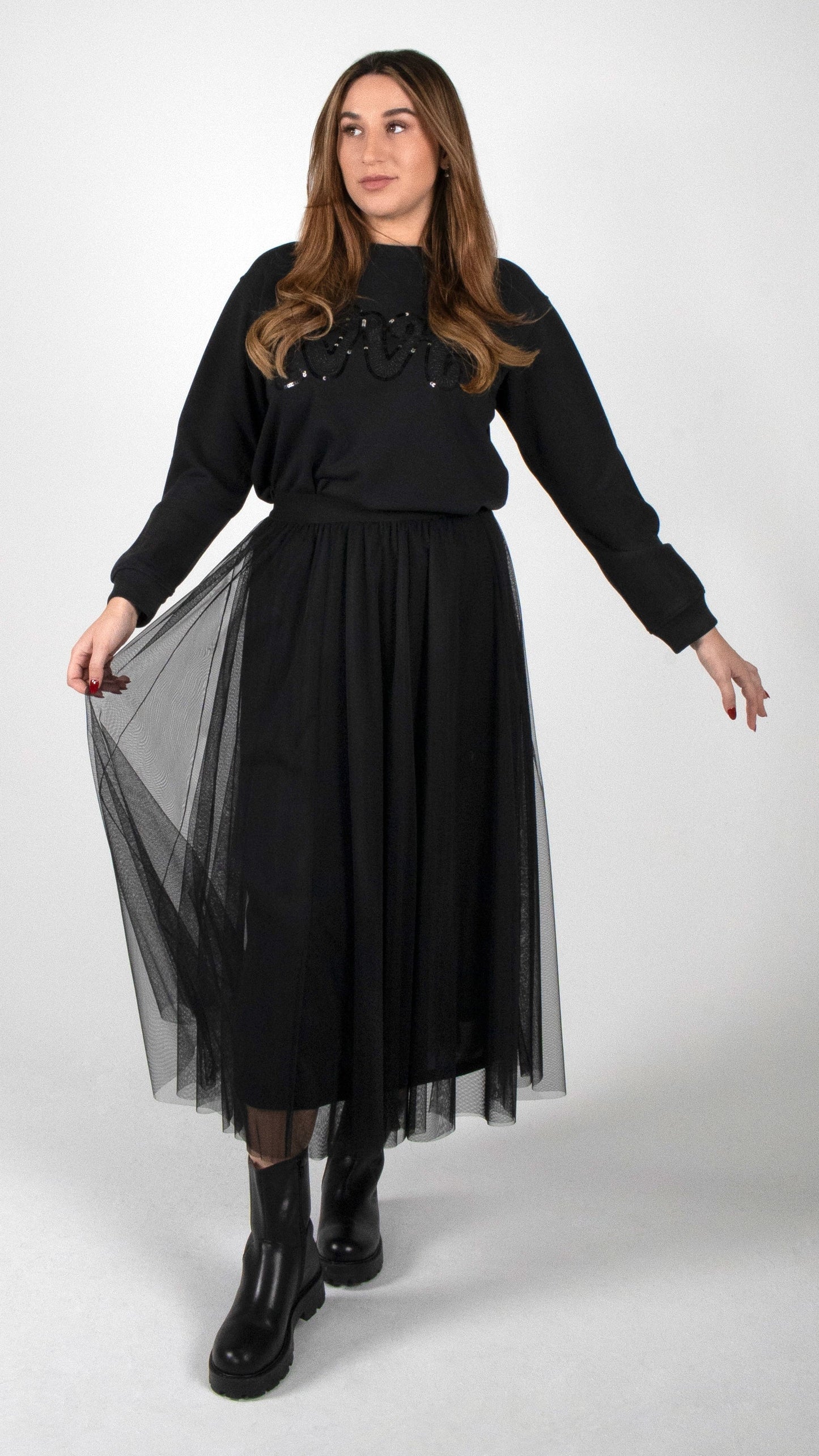 SWEATSHIRT MIT LOVE STICKEREI