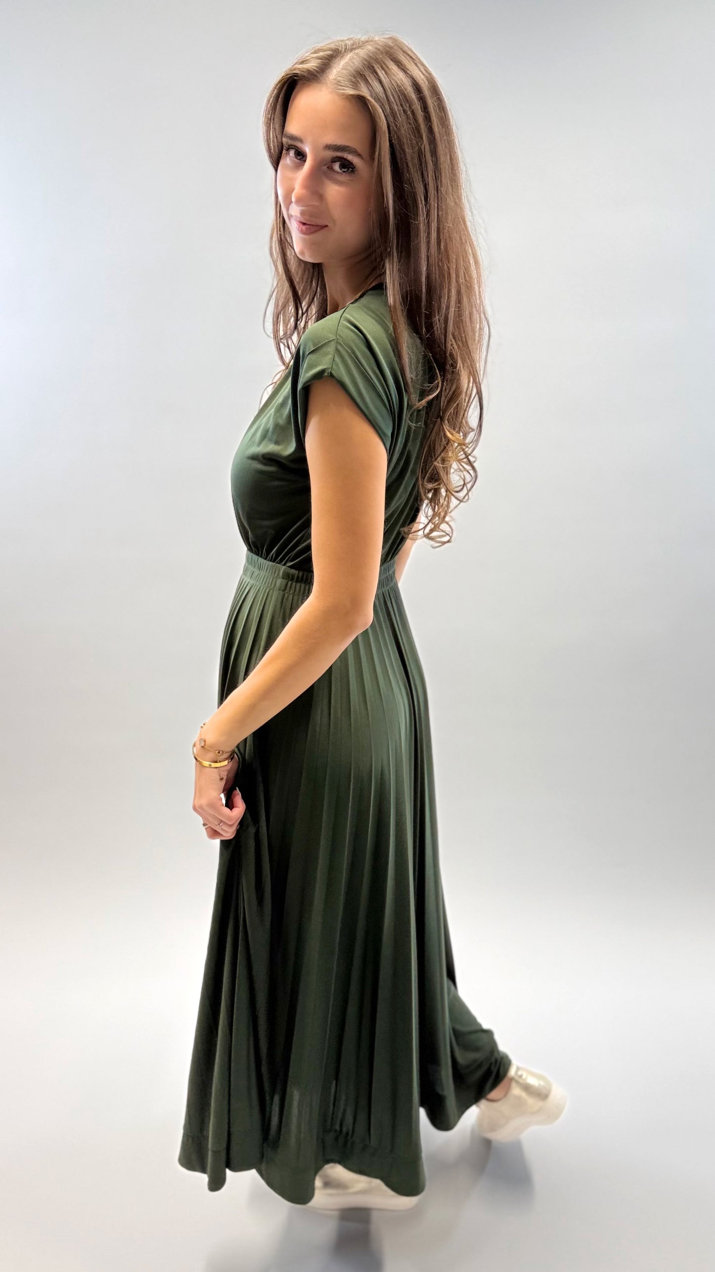 PLISSEE FALTEN KLEID MIT SMOK DETAIL