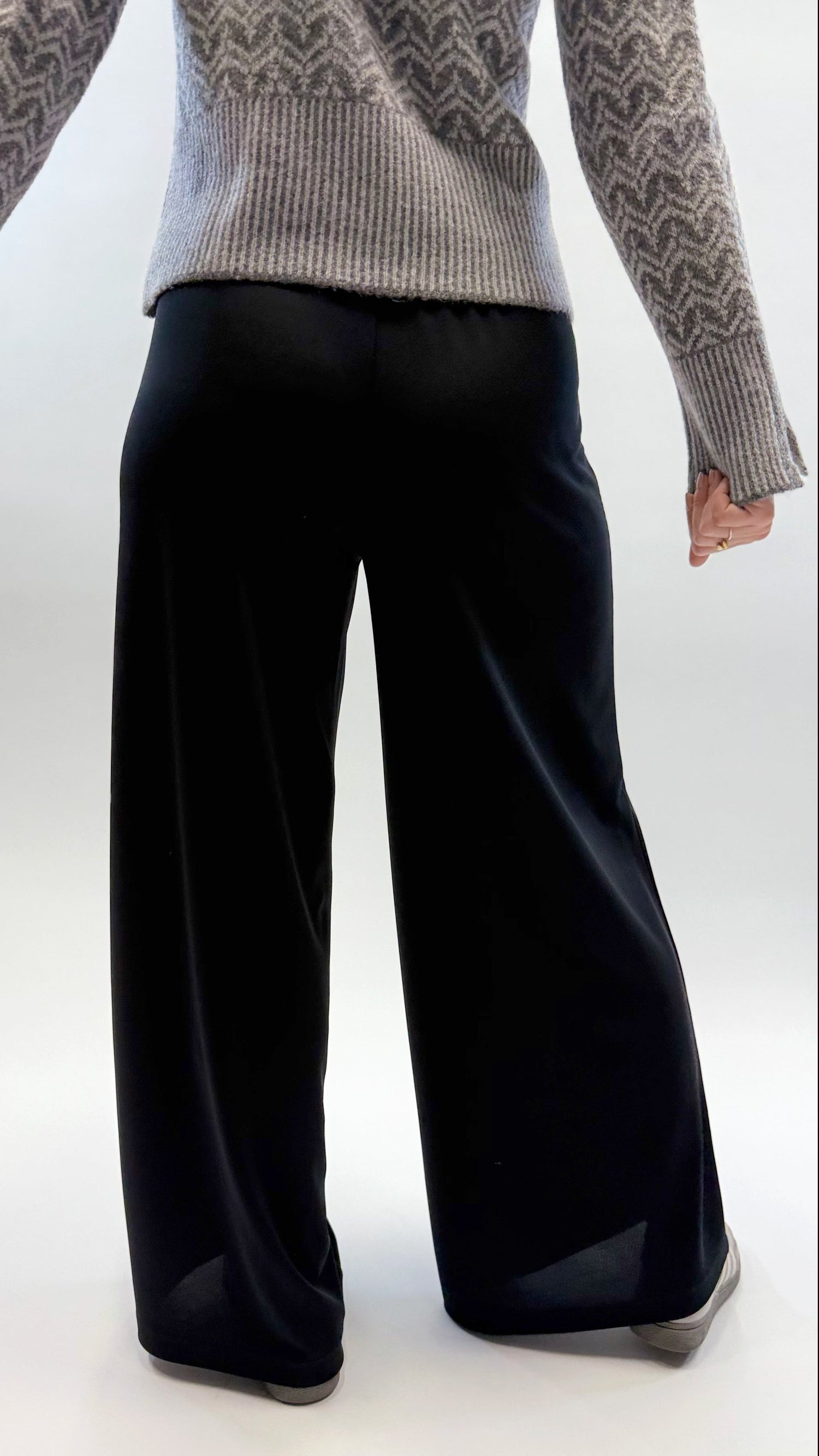 WIDE LEG STRETCH HOSE