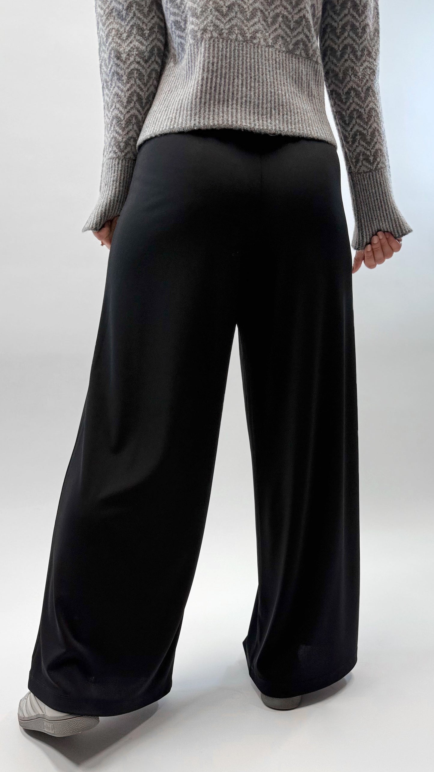 WIDE LEG STRETCH HOSE